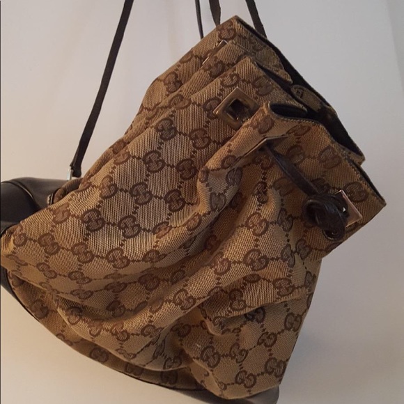 Gucci book bag - Picture 1 of 2